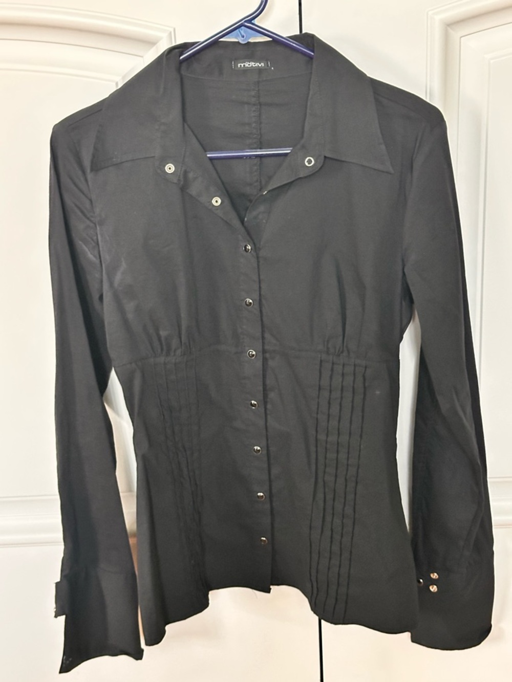Motivi Black Long-Sleeve Pintuck Button-Up Blouse